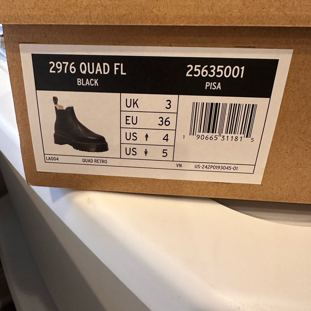 DR MARTENS Chelsea Black Faux Fur Lined Platform Ankle Boots - Picture 3 of 3